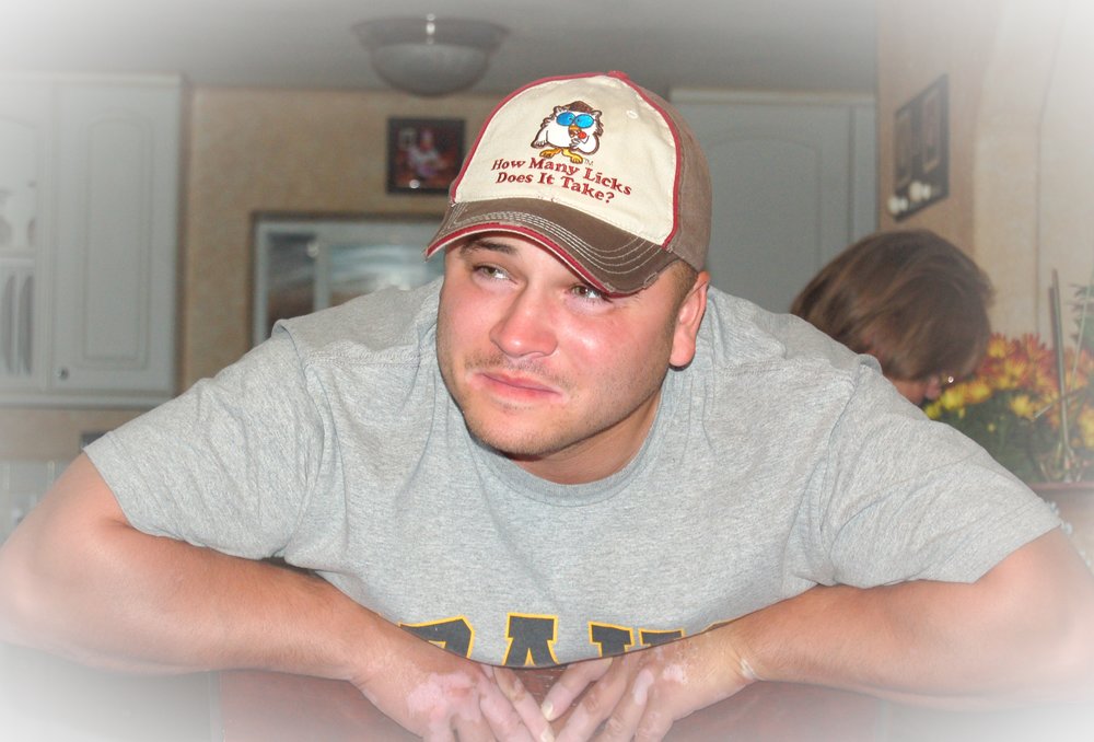 Obituary of Jesse B. Lynch | Hodge Funeral Home located in St Marie...